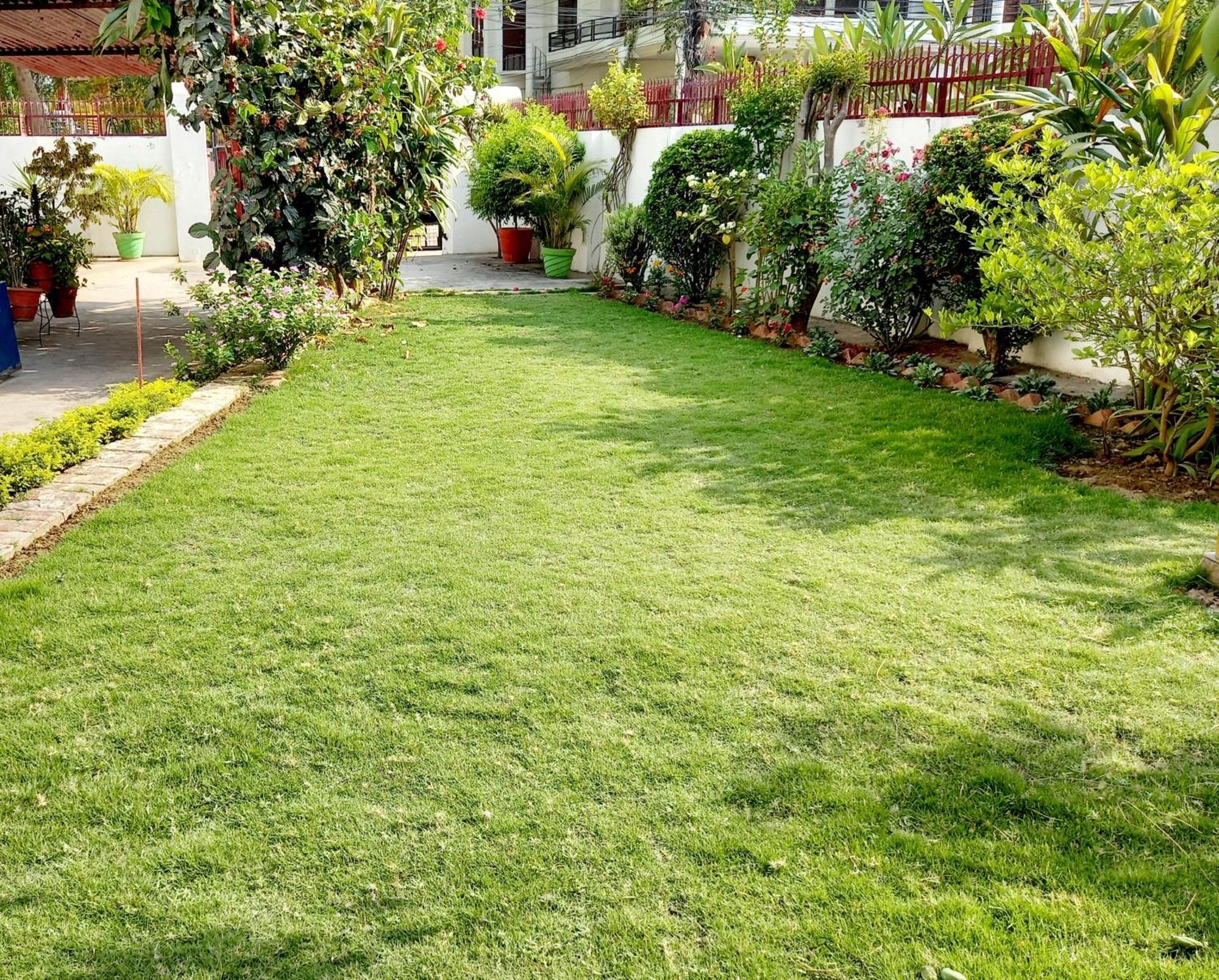 Bed and Breakfast Garden View Residency Лакхнау Екстер'єр фото